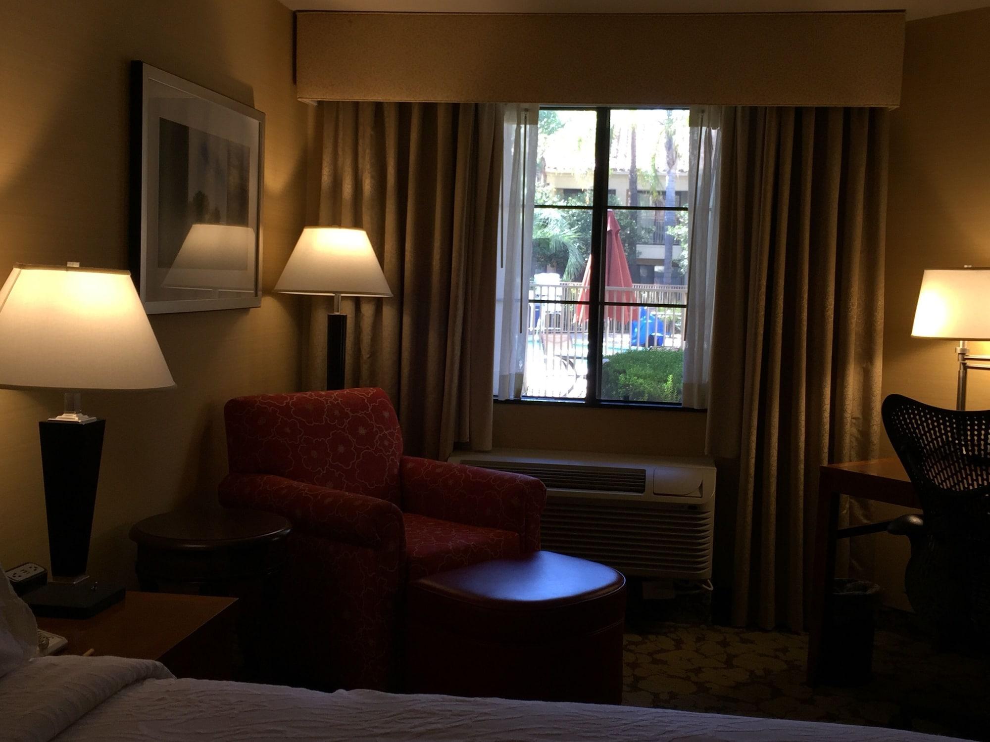 瓦伦西亚六旗希尔顿花园旅馆酒店 外观 照片